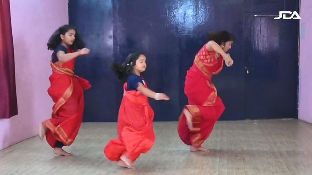chaka chak dance video/atrangi Re/A.R.Rahman/Sara Ali/Dhanush/dance cover video/Jayant dance academ смотреть онлайн