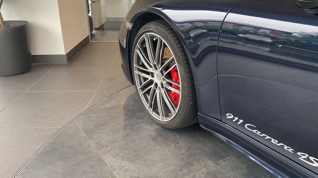 911 Carrera 4S Cabriolet (991.2) (2018). Porsche Centre Newcastle смотреть онлайн