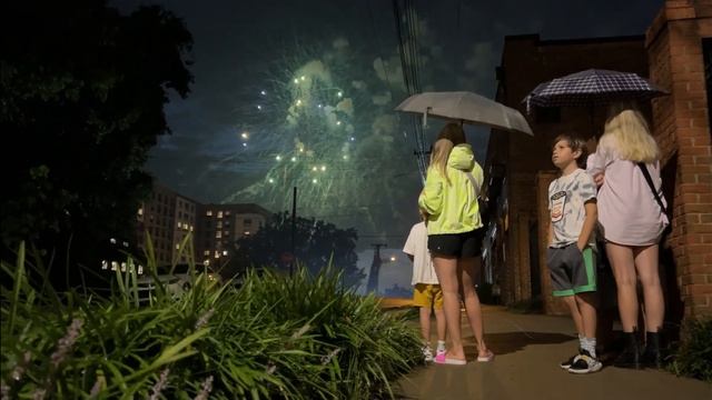 Один Вечер в США. В День Независимости. Гринвиль, Южная Каролина смотреть онлайн