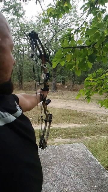Compound bow Man Kung MK CB 75 slow motion смотреть онлайн