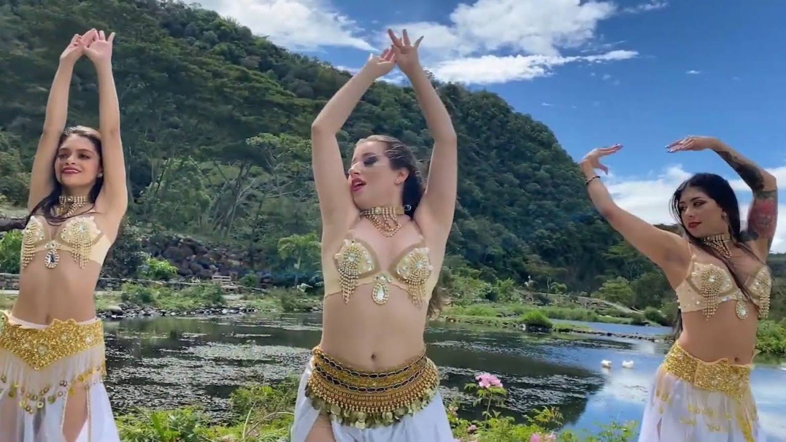 Belly dance by Chiriqui - Panama [Exclusive Music Video] 2022 смотреть онлайн