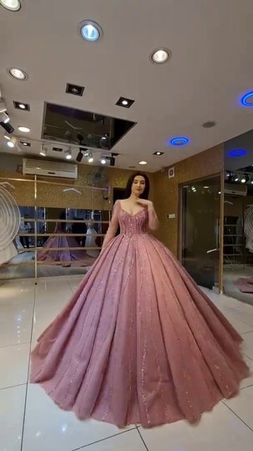 Wedding Lehenga || Bridal Beautiful Pink Lehenga for Wedding || #shorts #bridal #pink #lehenga смотреть онлайн