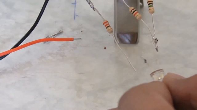 Non-Contact AC voltage Detector | DIY | Cheap смотреть онлайн
