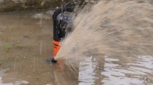 Затопило фундамент на участке. ВИХРЬ ДН-900 спасает. Лучший дренажный насос для откачки грязной вод