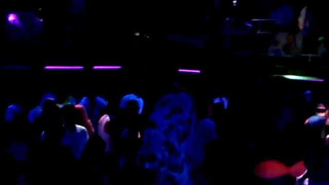 Димиксер & Данил Фэйк - Мы хотим лета! (LIVE in Zodiak, 30.06.2012) смотреть онлайн