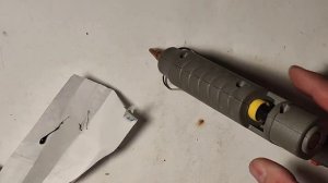 Совет по выбору клеевого пистолеты. А Вы знали ?