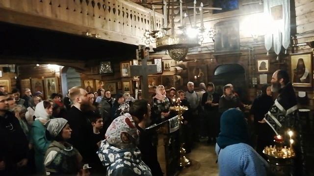 Проповедь в конце Утрени с чтением 12-ти Евангелий в канун Великого Пятка. 02.05.2024 г. смотреть онлайн
