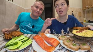 Мукбанг ночной обЖОР! Трескаем в УДОВОЛЬСВИЕ на ночь глядя с ХУДЕЕМ без ДИЕТ! Семейный ужин в России