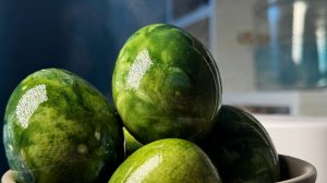 ТАК ЯЙЦА ВЫ ЕЩЕ НЕ КРАСИЛИ Малахитовые на Зеленом Чае и Каркаде