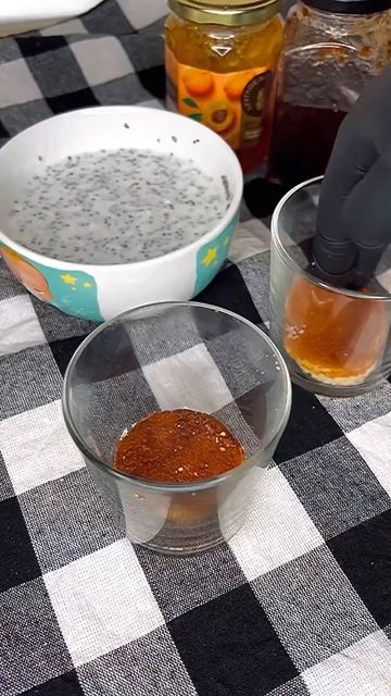 Быстрый, а главное вкусный пп десерт с чиа👍🏻повторяйте,вы не останетесь равнодушны #десертза5минут смотреть онлайн