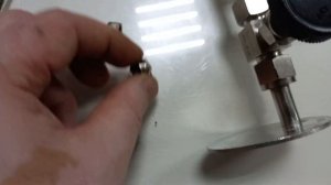 Ниппель для термометра на узле отбора