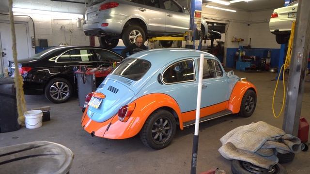 First attempt to pick up VW Beetle failed! смотреть онлайн