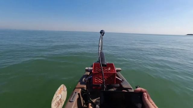 6 km/h Bow mounted trolling motor on Pelican Catch 130 HD смотреть онлайн