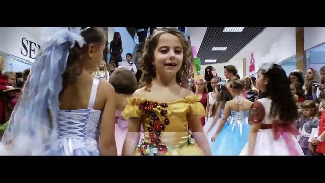 "Бал Золушки" - сказка театра детской моды "Леди Л" смотреть онлайн