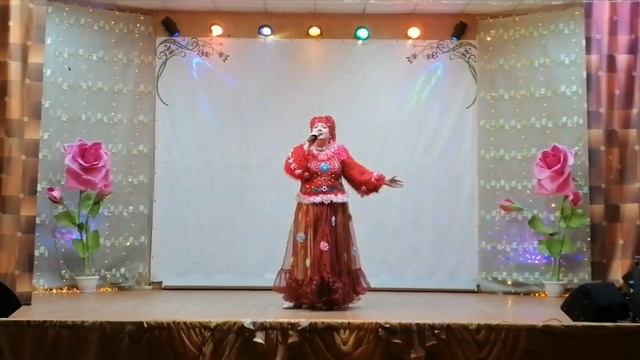 РЯБИНА ЧЁРНАЯ - поёт Елена Бахтова смотреть онлайн