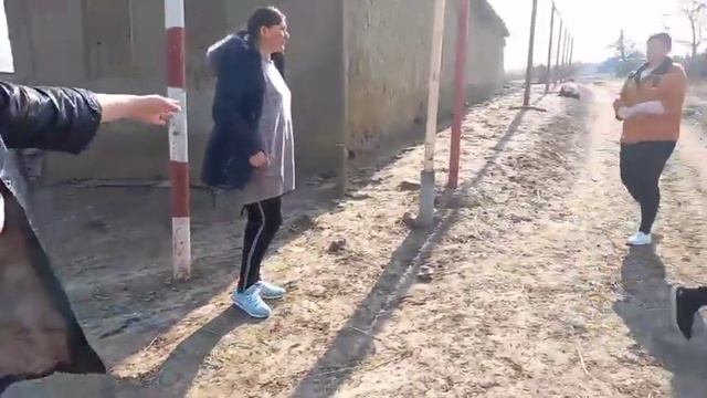 Жительница села о ситуации смотреть онлайн