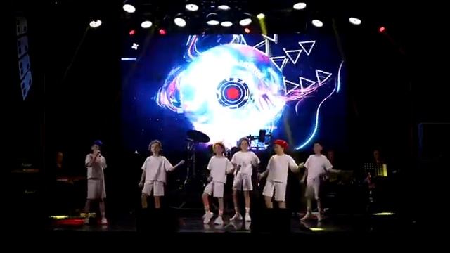 группа "Те самые" - Коробка с карандашами смотреть онлайн