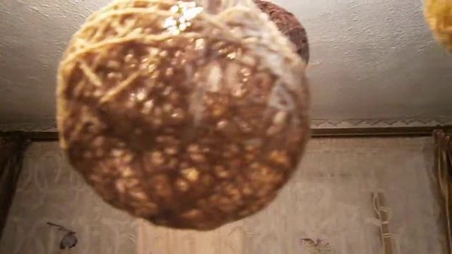 Декоративные шарики из пряжи смотреть онлайн