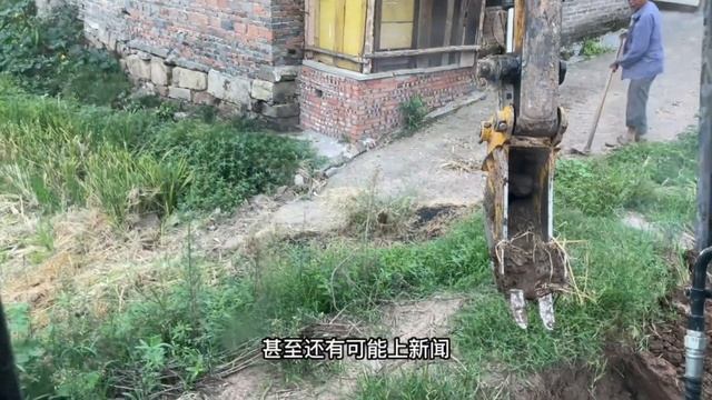 干活最糟糕的一次，干到一半砖头开裂，无奈只能拆掉重砌！【谢挖挖】 смотреть онлайн