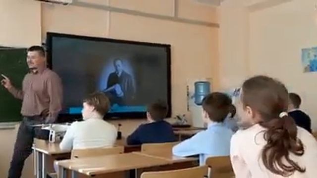 Видео Сетевая лаборатория робототехники РоботоЛАБ смотреть онлайн