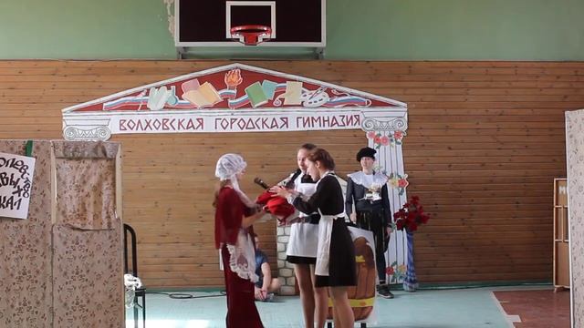 «Короле́вство кривы́х зерка́л» смотреть онлайн