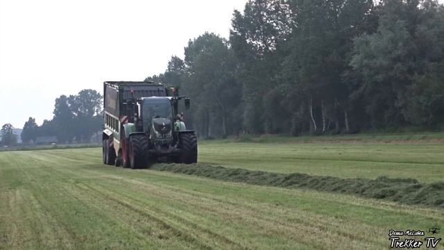 Grass silage 2021 | Fendt 722 + Krone ZX 430 GL | Gras oprapen | H. van den Berg | Terschuur. смотреть онлайн