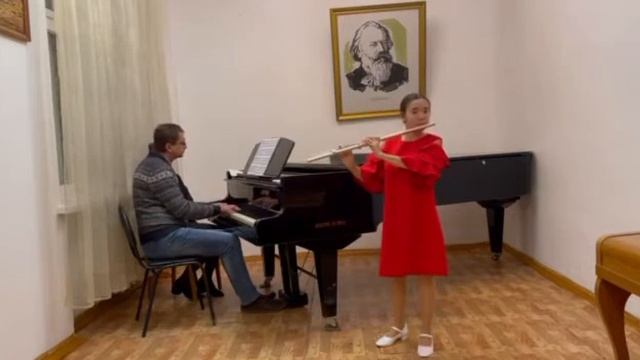 Б.Годар "Вальс" смотреть онлайн