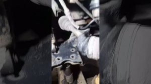 замена переднего амортизатора ховер Н3