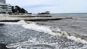 Сочи Чёрное море сегодня 13 апреля 2025. Какая обстановку на пляже и море сейчас, погода