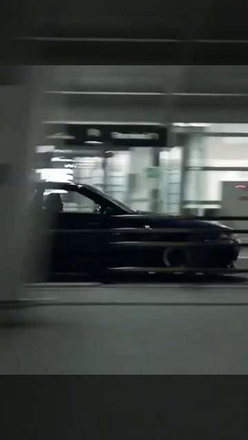 Skyline R32 смотреть онлайн