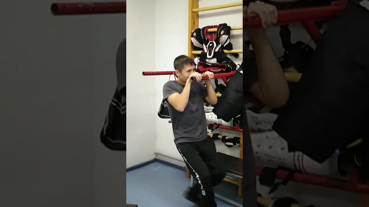 One arm front lever смотреть онлайн