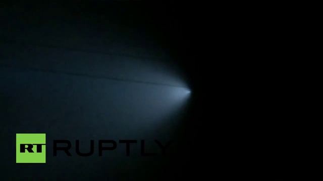 Misterioso UFO aparece no céu em Santa Monica na California смотреть онлайн