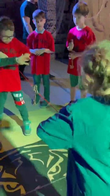 Борьба за ключи форта! Квест в Москве «Ключи форта», ТЦ «Аэробус» смотреть онлайн