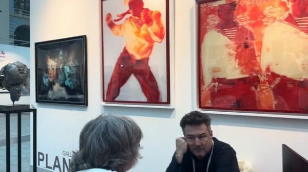 Об ArtRussia 2024 г. Часть 2. Интервью с художником Александром Жерноклюевым и прогулка по ярмарке.