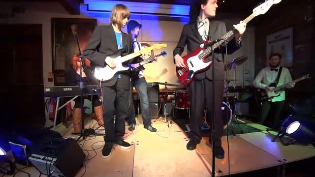 Marzipan and the Deadbeats, Bass brewery performance BSDC смотреть онлайн