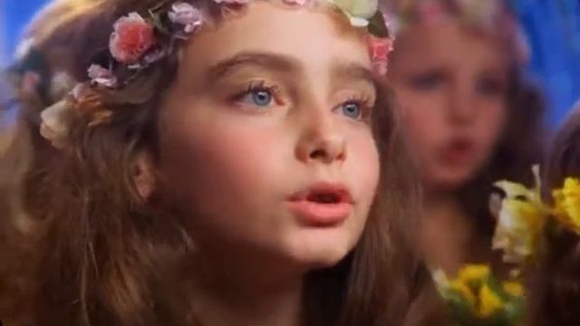 Дюймовочка. Песня эльфов. смотреть онлайн