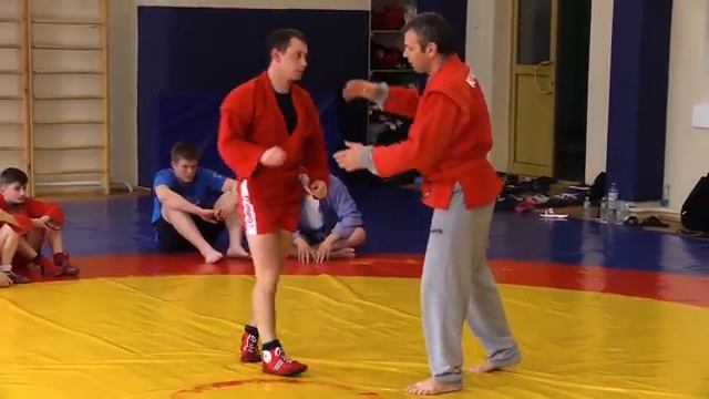 Семинар_По_Самбо_Игоря_Куринно83.mp4 смотреть онлайн