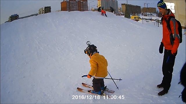 Первая травма на горных лыжах.The first injury in skiing. смотреть онлайн