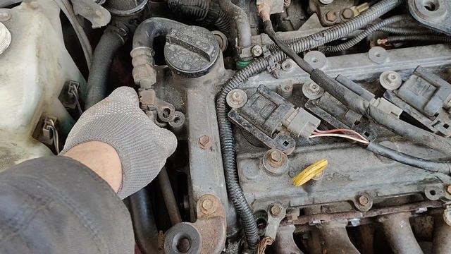 снятие выпускного коллектора Toyota Duet/Daihatsu Sirion