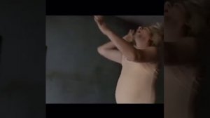 Гарик Харламов пародия хита певицы Sia на песню «Chandelier»2