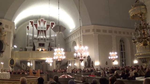 Алексеева Звезда ОРГАН впервые в костёле смотреть онлайн