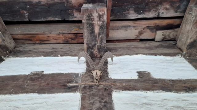 Survival bushcraft in himalayan forests Peaceful snow hiking Old manali kasol trek jibhi manikaran смотреть онлайн