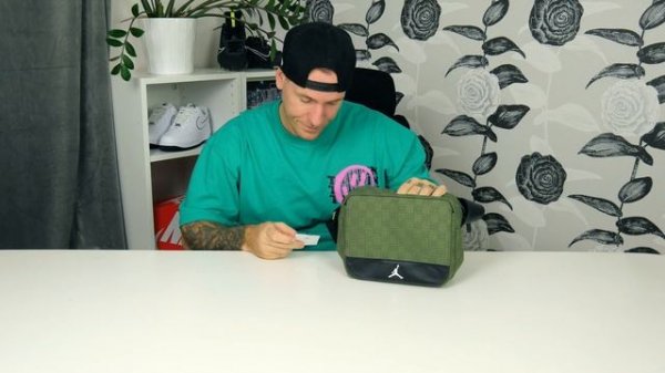 Unboxing/Reviewing The Jordan Monogram Crossbody Bag (On Body)