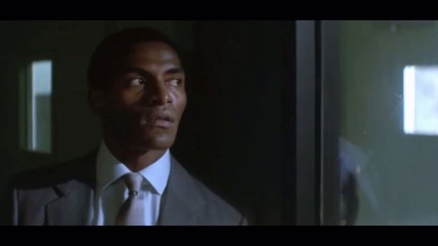 The Bedroom Window (1987):Police Station Scene. смотреть онлайн