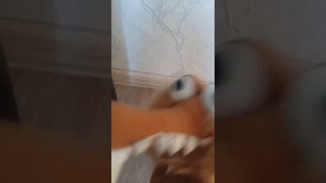 НАШЛИ ГРУШУ НЕЛЬЗЯ СКУШАТЬ смотреть онлайн