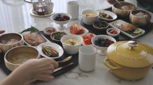 KitchenStory Сервировка стола для корейского завтрака, который все любят🍲