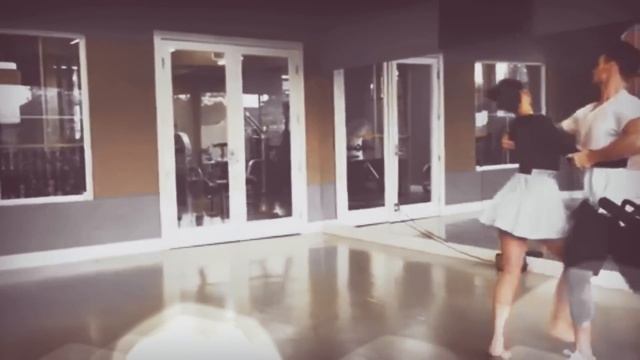 Nina Dobrev is dancing with her new partner👑 смотреть онлайн