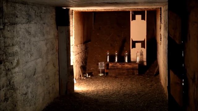 Shooting the Uzi SMG смотреть онлайн