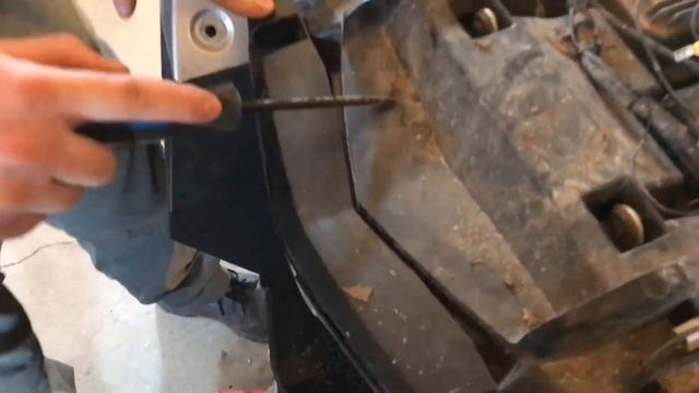 How to Remove the Radiator from a 2016 to 2018 Yamaha Grizzly 700 смотреть онлайн