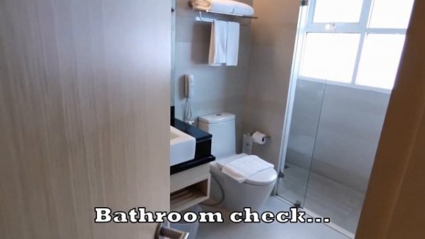 Pattaya Sea View Hotel - SOI 4 Beach Road (Starts at $45 per day)